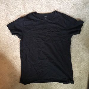 Black tavik pocket tee